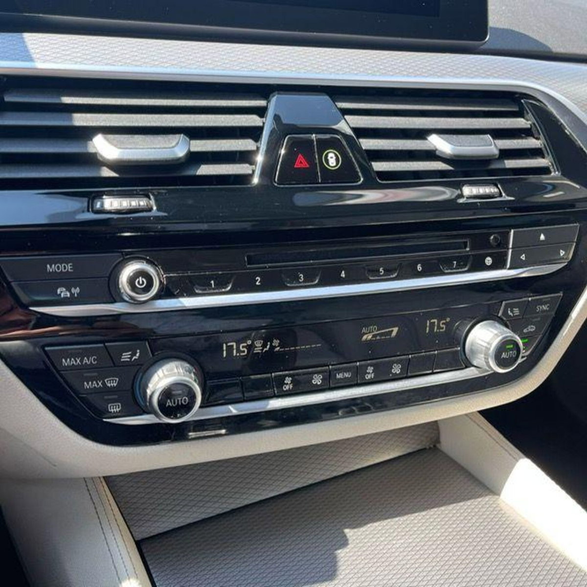 BMW Serie 5 520d Msport (20)