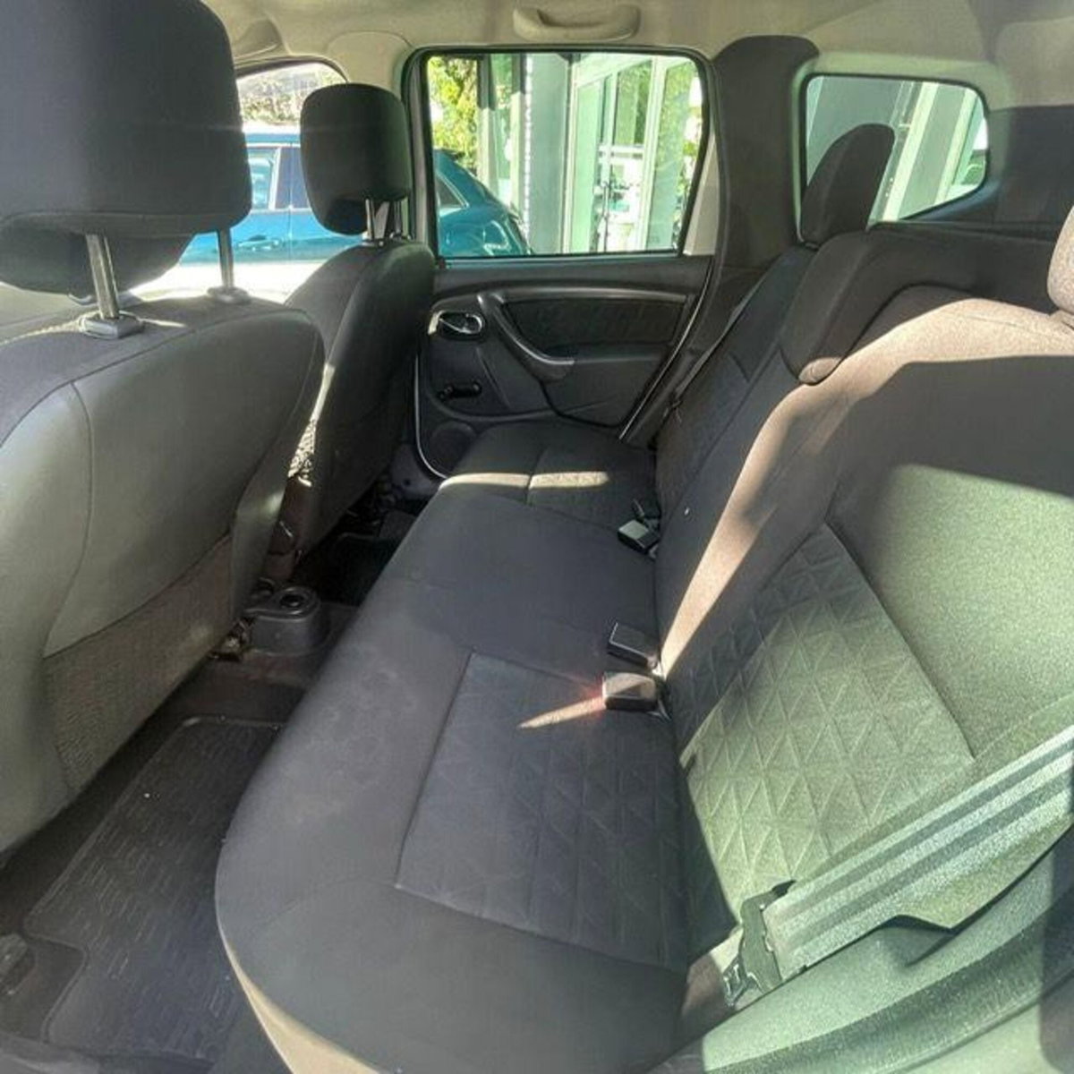 Dacia Duster 1.5 dCi 110CV 4x2 Ambiance (8)