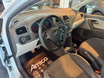 Volkswagen Polo 1.0 MPI 75 CV 5p. Fresh (9)