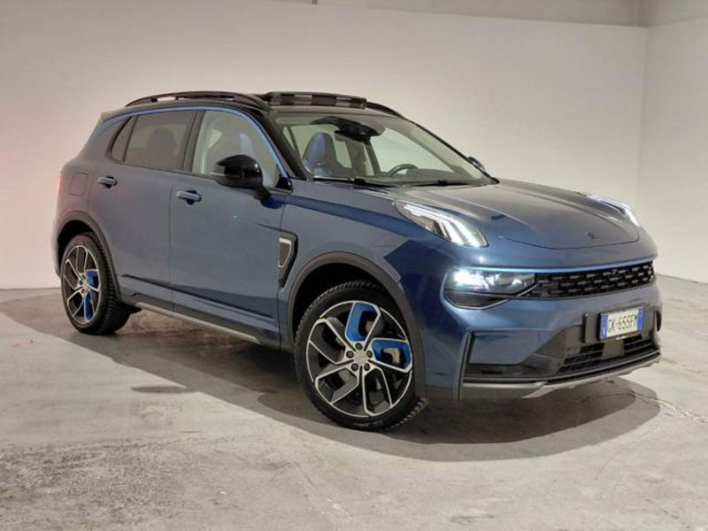 Lynk & Co 01 01 1.5 td phev