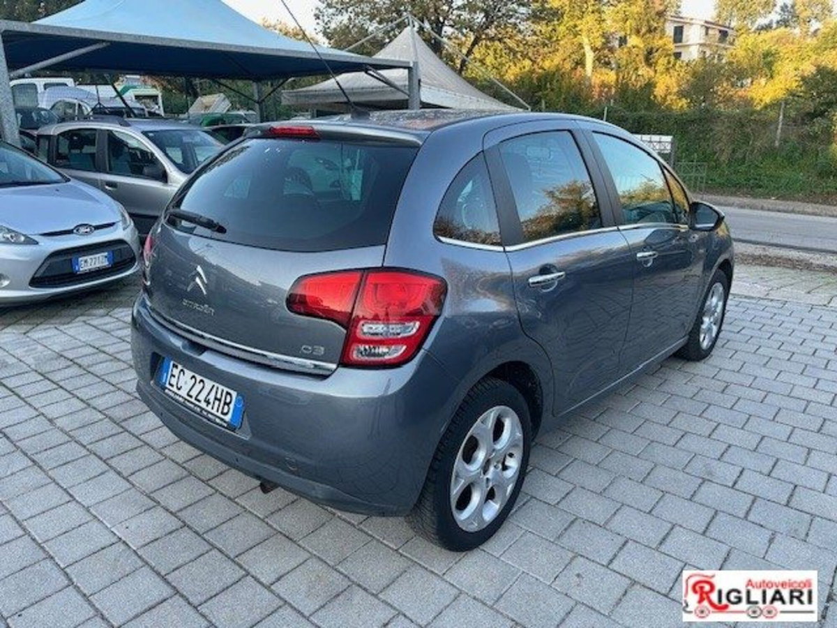 Citroen C3 1.4 Exclusive Style (2)