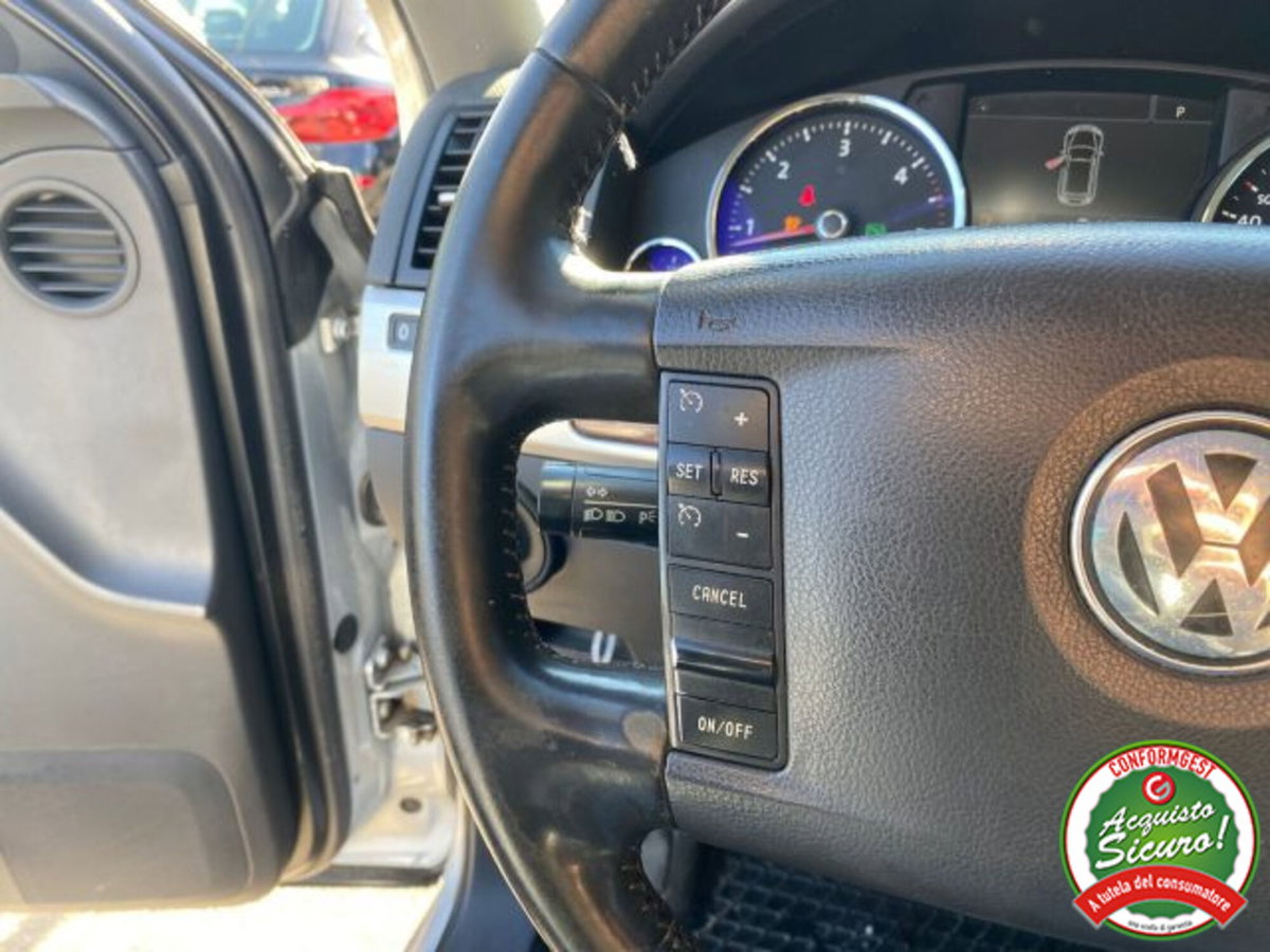 Volkswagen Touareg R5 TDI DPF tiptronic (10)