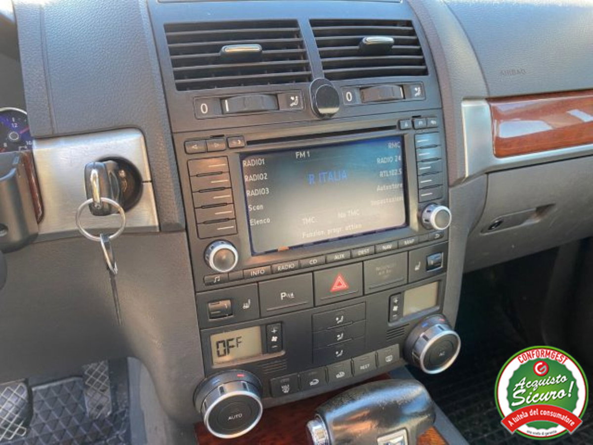Volkswagen Touareg R5 TDI DPF tiptronic (13)
