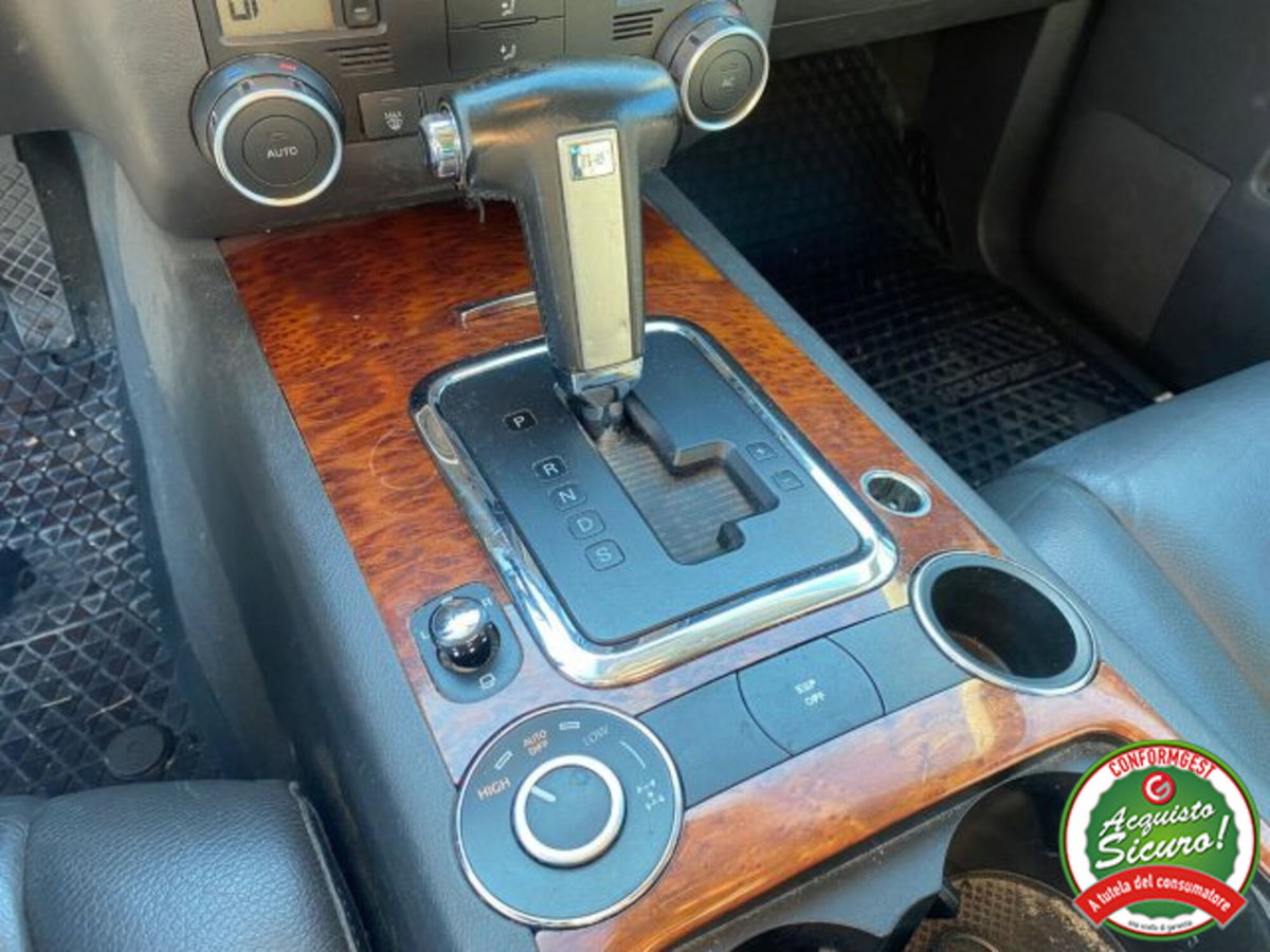 Volkswagen Touareg R5 TDI DPF tiptronic (14)