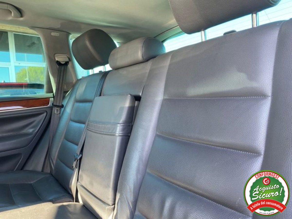 Volkswagen Touareg R5 TDI DPF tiptronic (5)