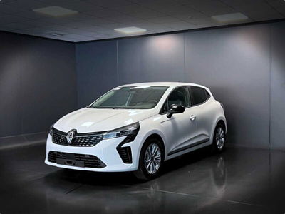 Renault Clio TCe 90 CV 5 porte Techno nuova