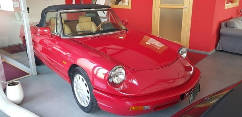 Alfa Romeo Spider 2.0i