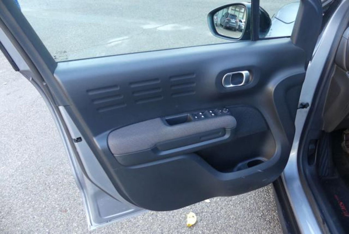 Citroen C3 Aircross BlueHDi 110 S&S Shine Pack (17)