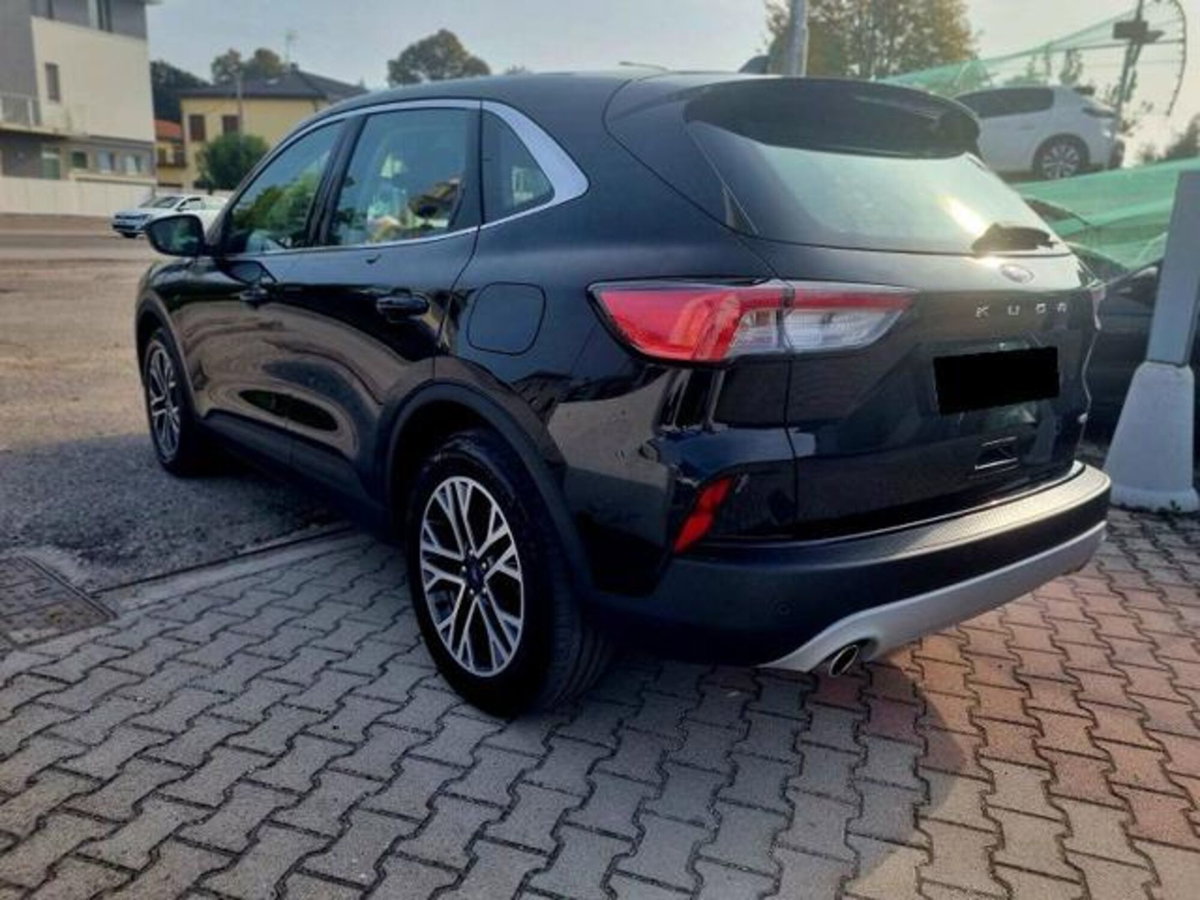 Ford Kuga 2.5 Plug In Hybrid 225 CV CVT 2WD Titanium (8)