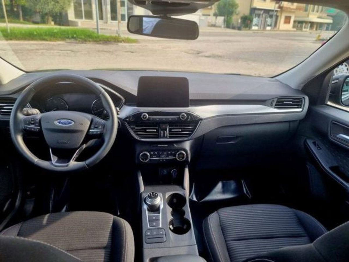 Ford Kuga 2.5 Plug In Hybrid 225 CV CVT 2WD Titanium (12)