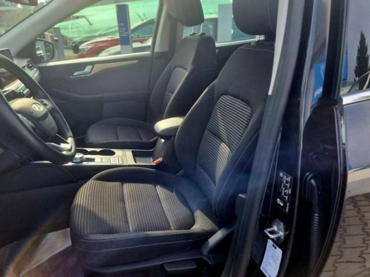 Ford Kuga 2.5 Plug In Hybrid 225 CV CVT 2WD Titanium (14)