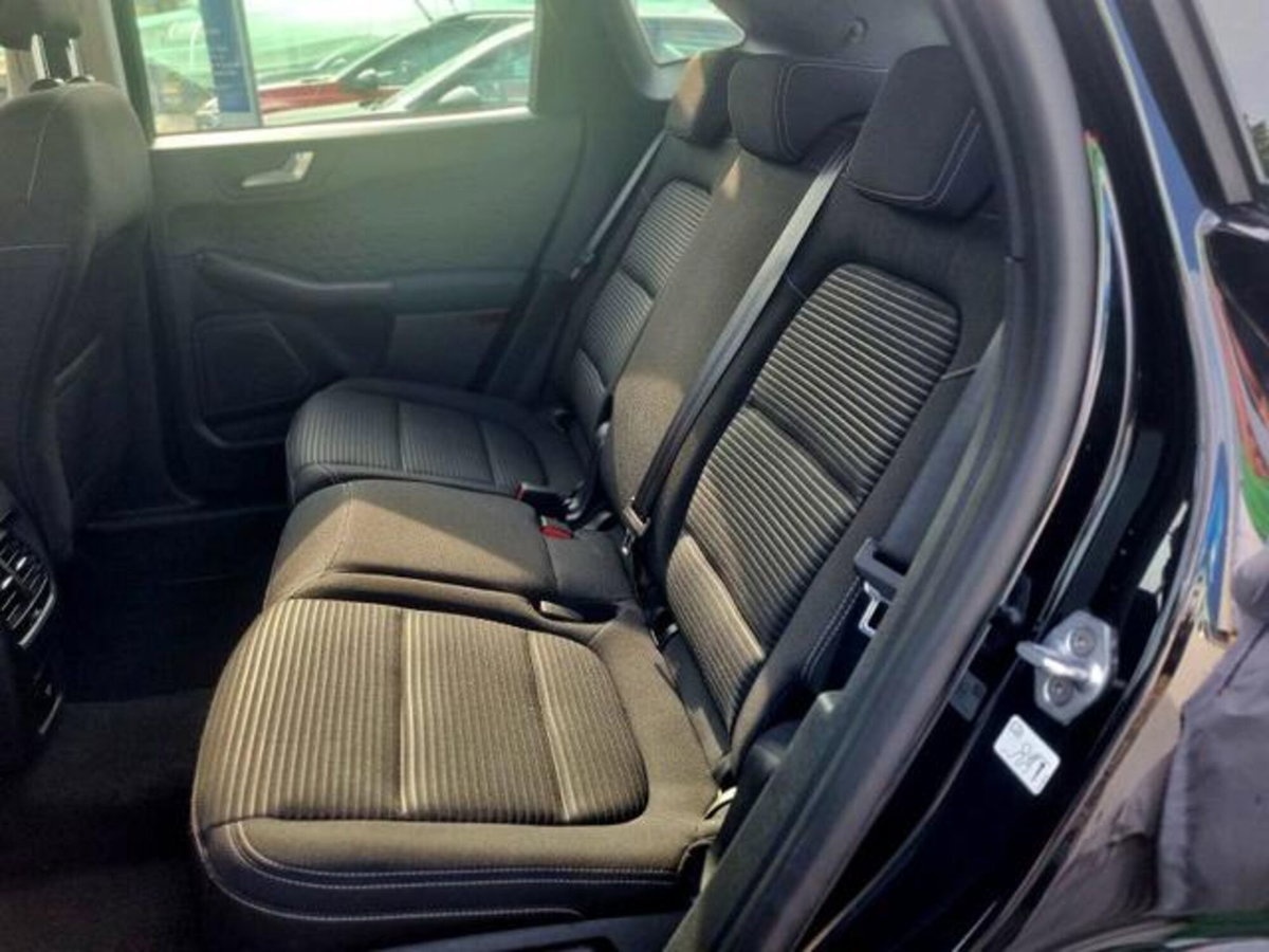 Ford Kuga 2.5 Plug In Hybrid 225 CV CVT 2WD Titanium (15)