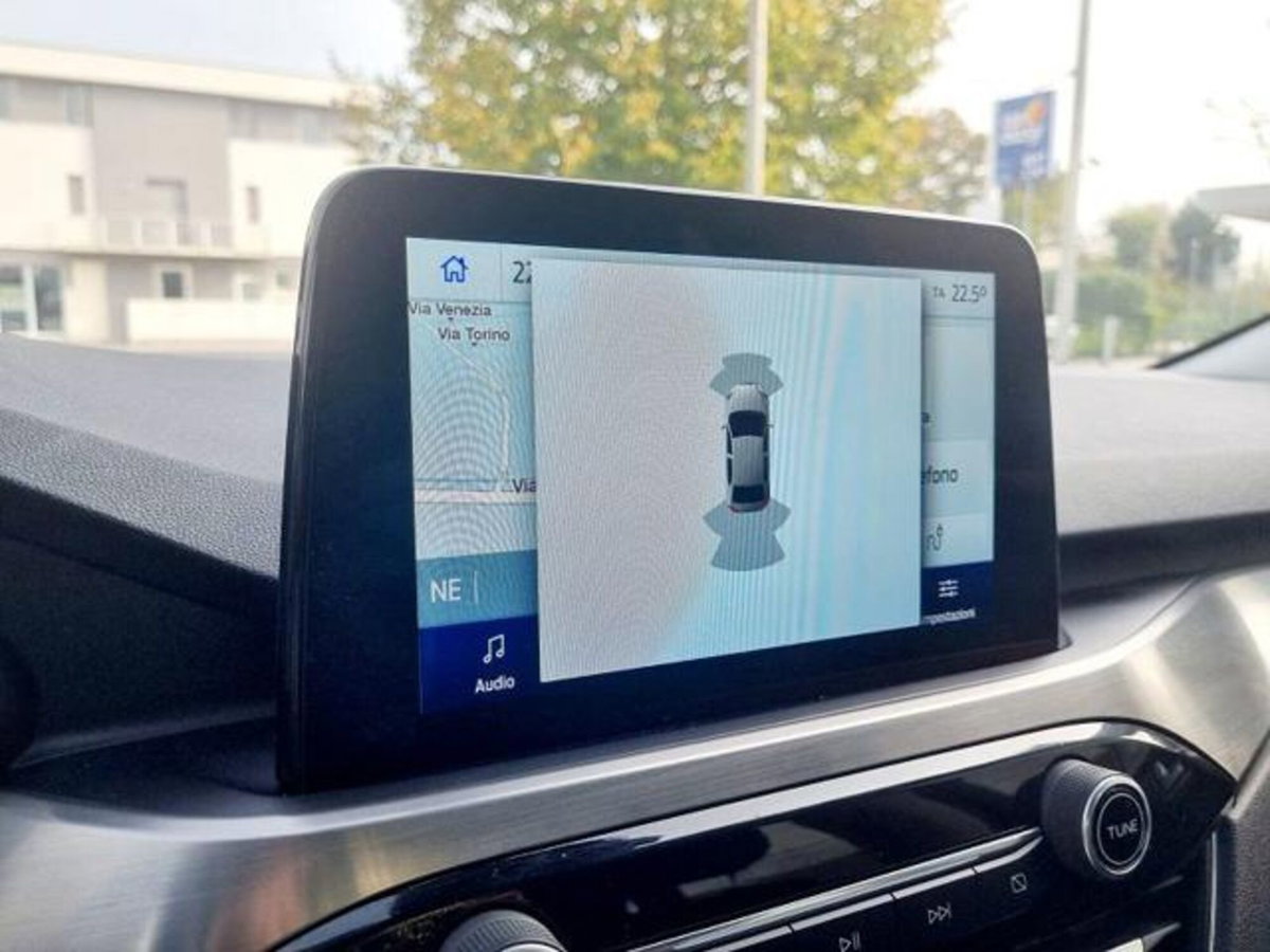 Ford Kuga 2.5 Plug In Hybrid 225 CV CVT 2WD Titanium (20)