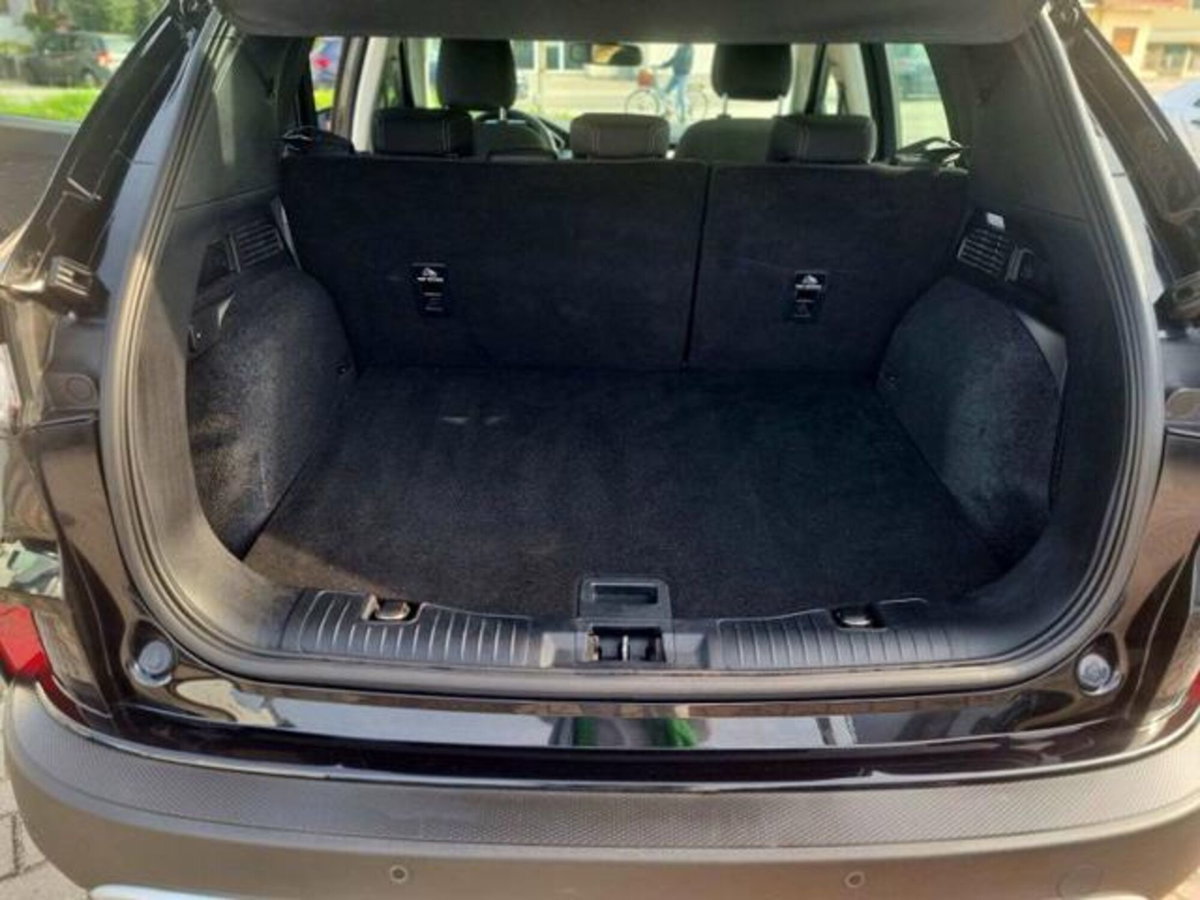 Ford Kuga 2.5 Plug In Hybrid 225 CV CVT 2WD Titanium (9)