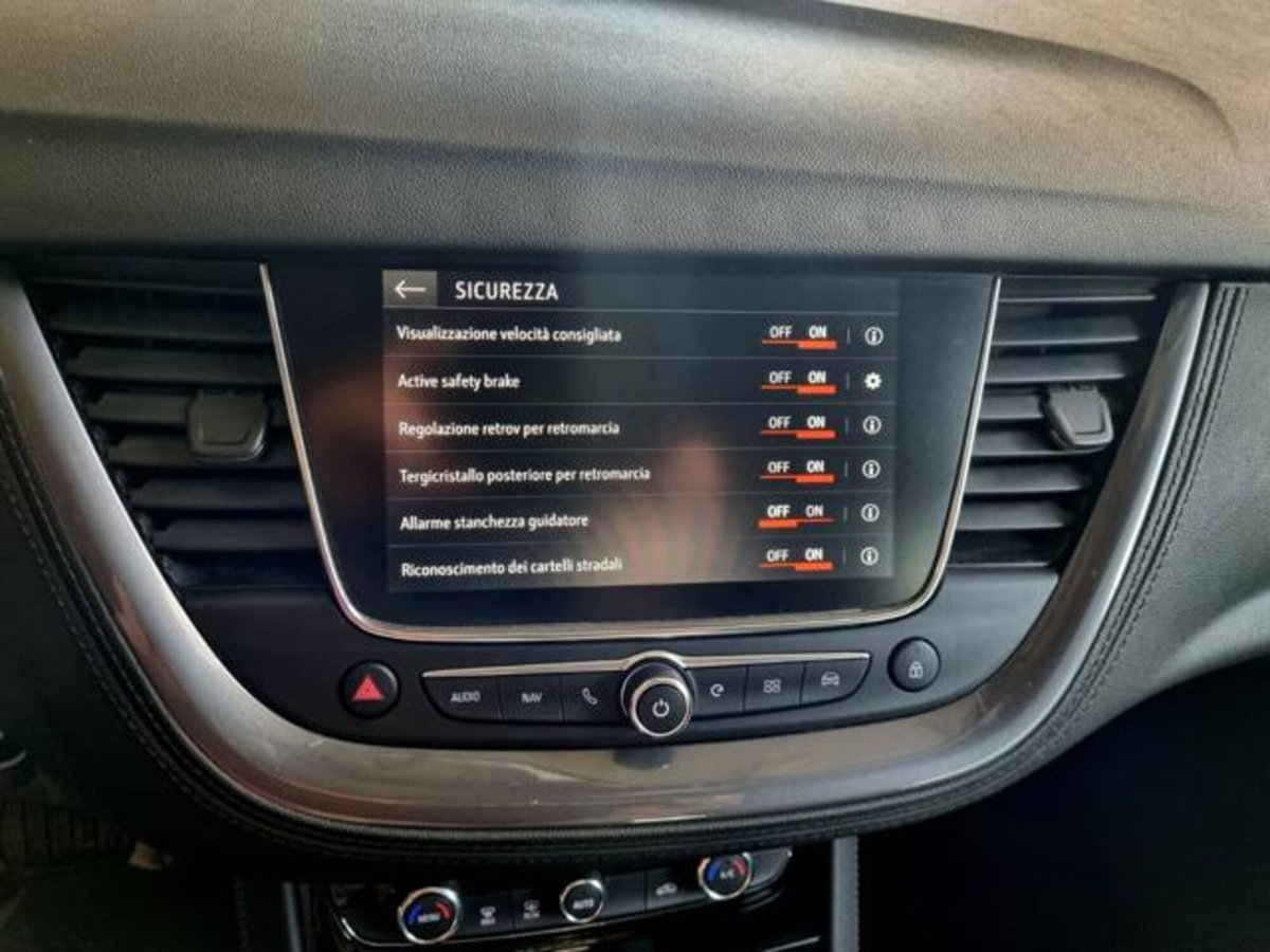 Opel Grandland X 1.6 Turbo 180 CV Start&Stop aut. Ultimate (15)