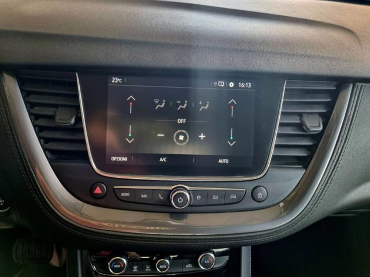 Opel Grandland X 1.6 Turbo 180 CV Start&Stop aut. Ultimate (17)