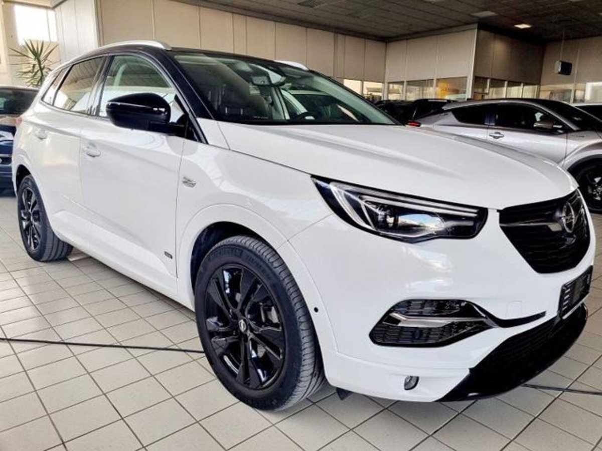 Opel Grandland X 1.6 Turbo 180 CV Start&Stop aut. Ultimate (2)
