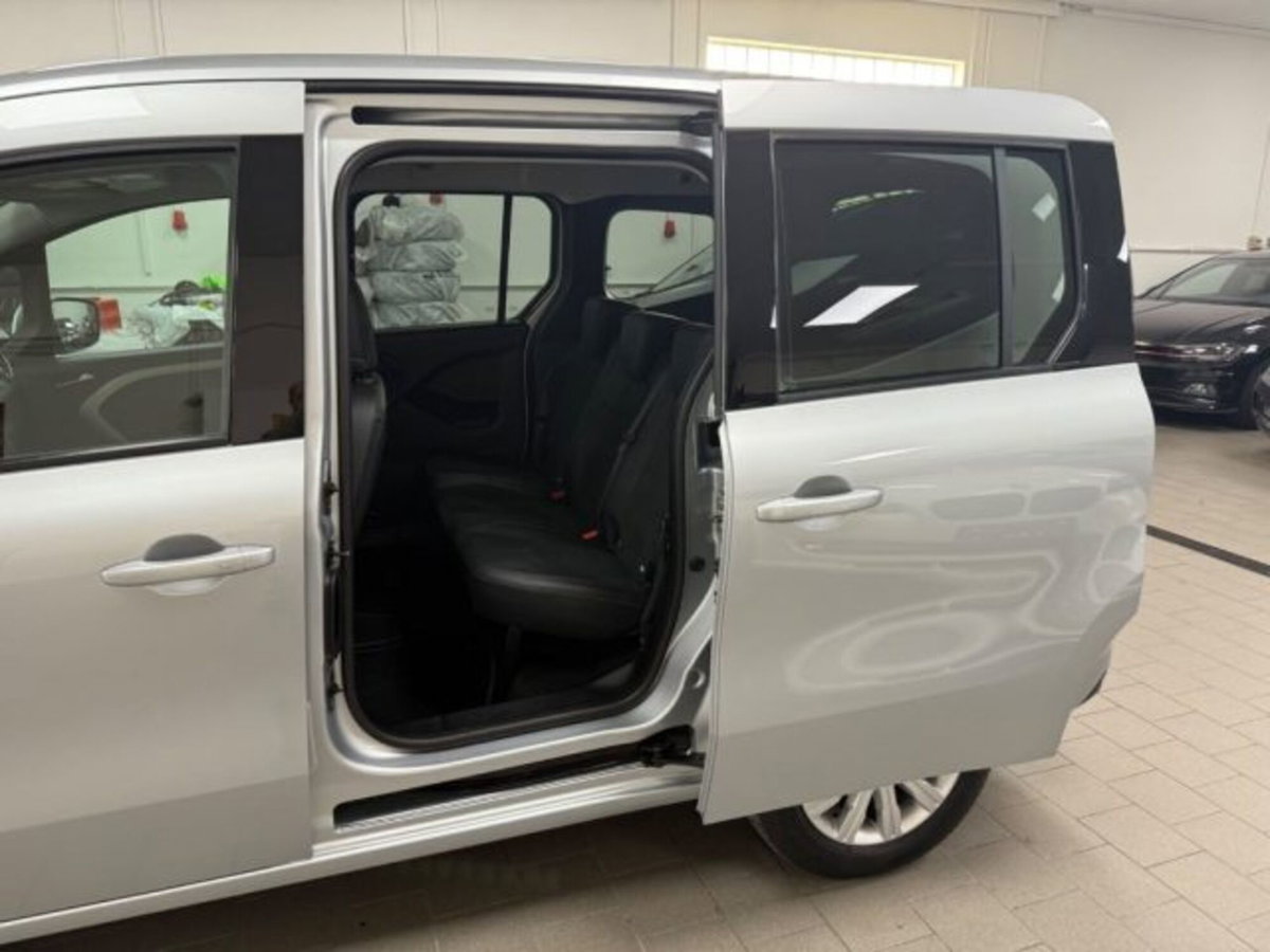 Mercedes-Benz Classe B 160 d Premium (4)