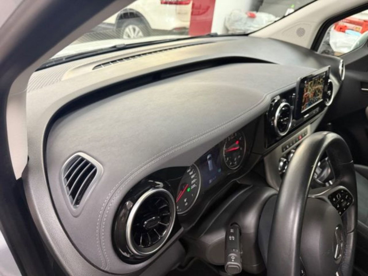 Mercedes-Benz Classe B 160 d Premium (6)