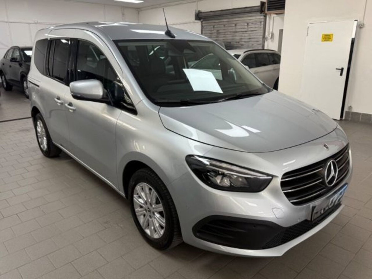 Mercedes-Benz Classe B 160 d Premium (7)