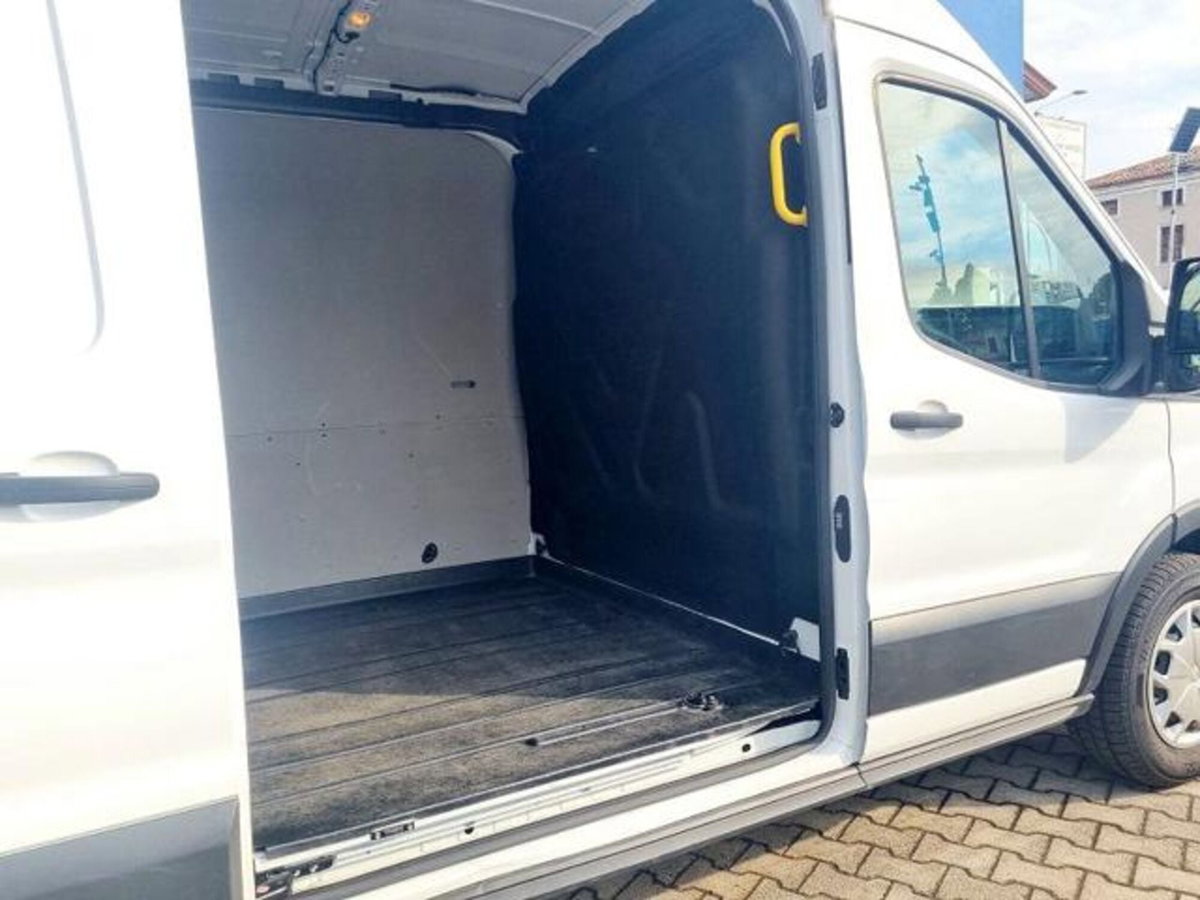 Ford Transit Custom Furgone 340 2.0 EcoBlue 170 PL-DC Furgone Trail (3)