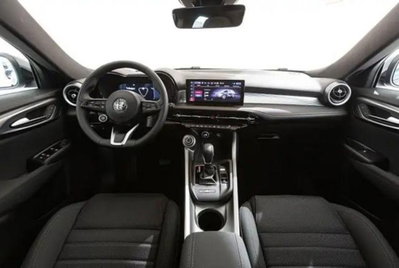 Alfa Romeo Tonale 1.5 hybrid Sprint 130cv tct7 (4)