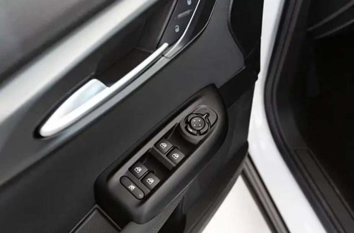 Alfa Romeo Tonale 1.5 hybrid Sprint 130cv tct7 (8)