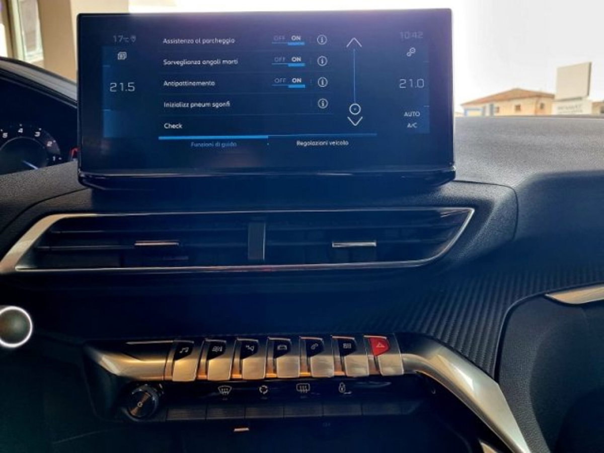 Peugeot 3008 PureTech Turbo 130 S&S Allure Pack (12)