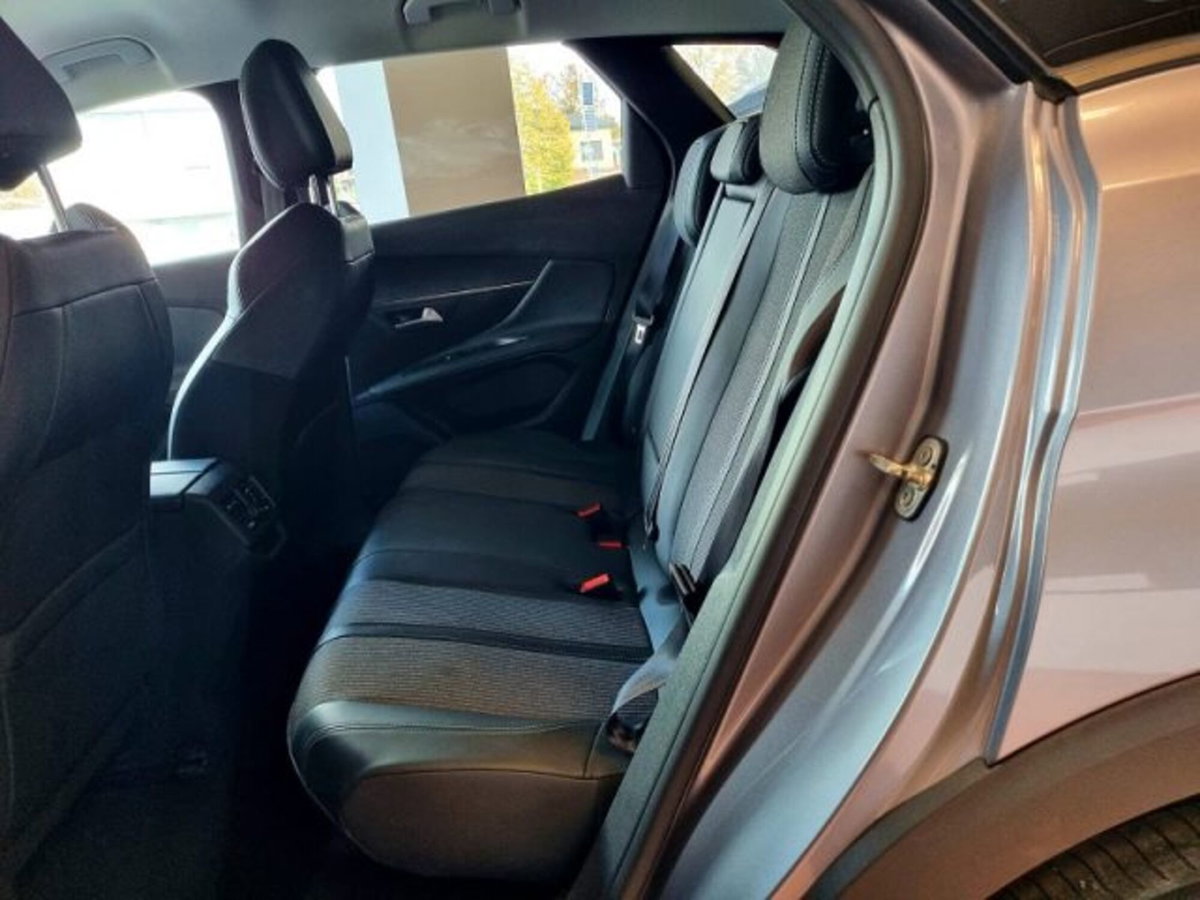 Peugeot 3008 PureTech Turbo 130 S&S Allure Pack (17)