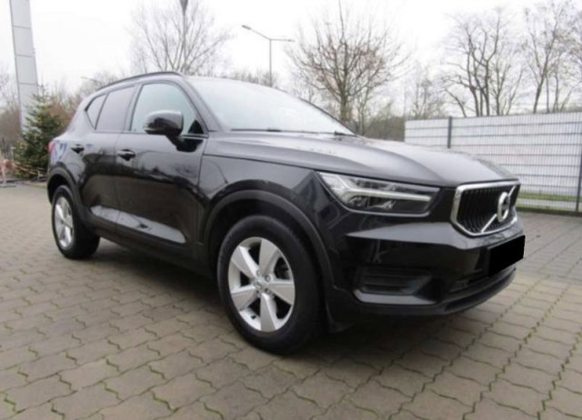 Volvo XC40 B3 automatico Essential (4)