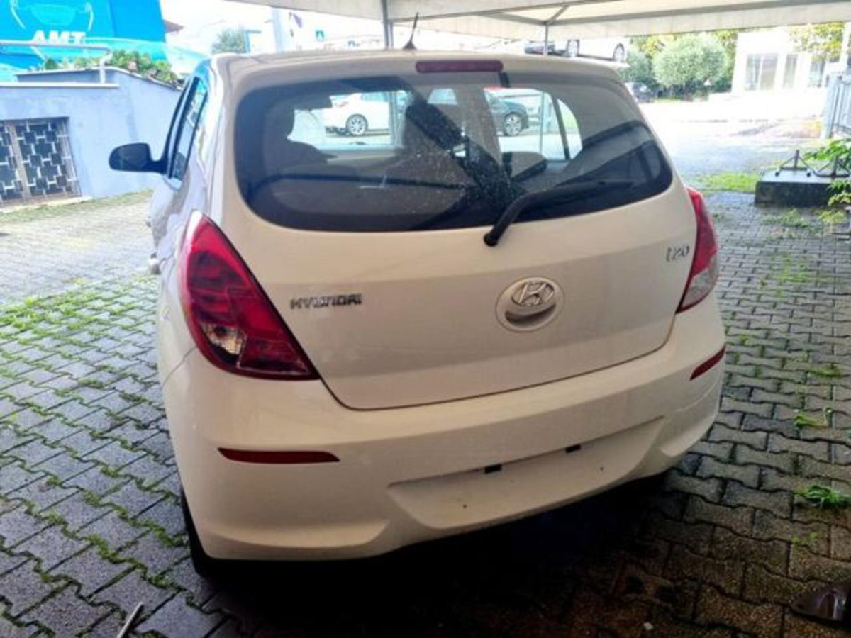 Hyundai i20 1.2 5p. Sound Edition (6)