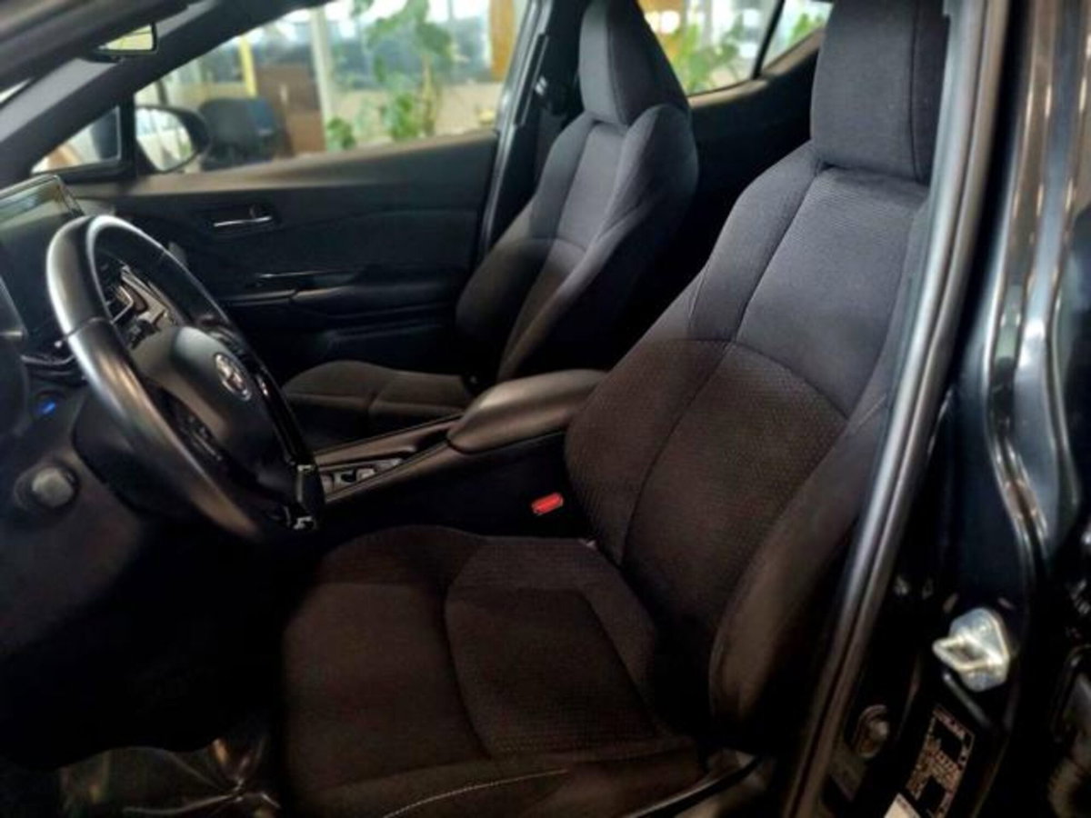 Toyota Toyota C-HR 1.8 Hybrid E-CVT Trend (12)