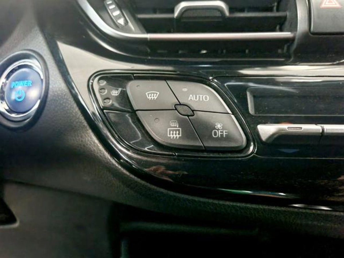 Toyota Toyota C-HR 1.8 Hybrid E-CVT Trend (13)