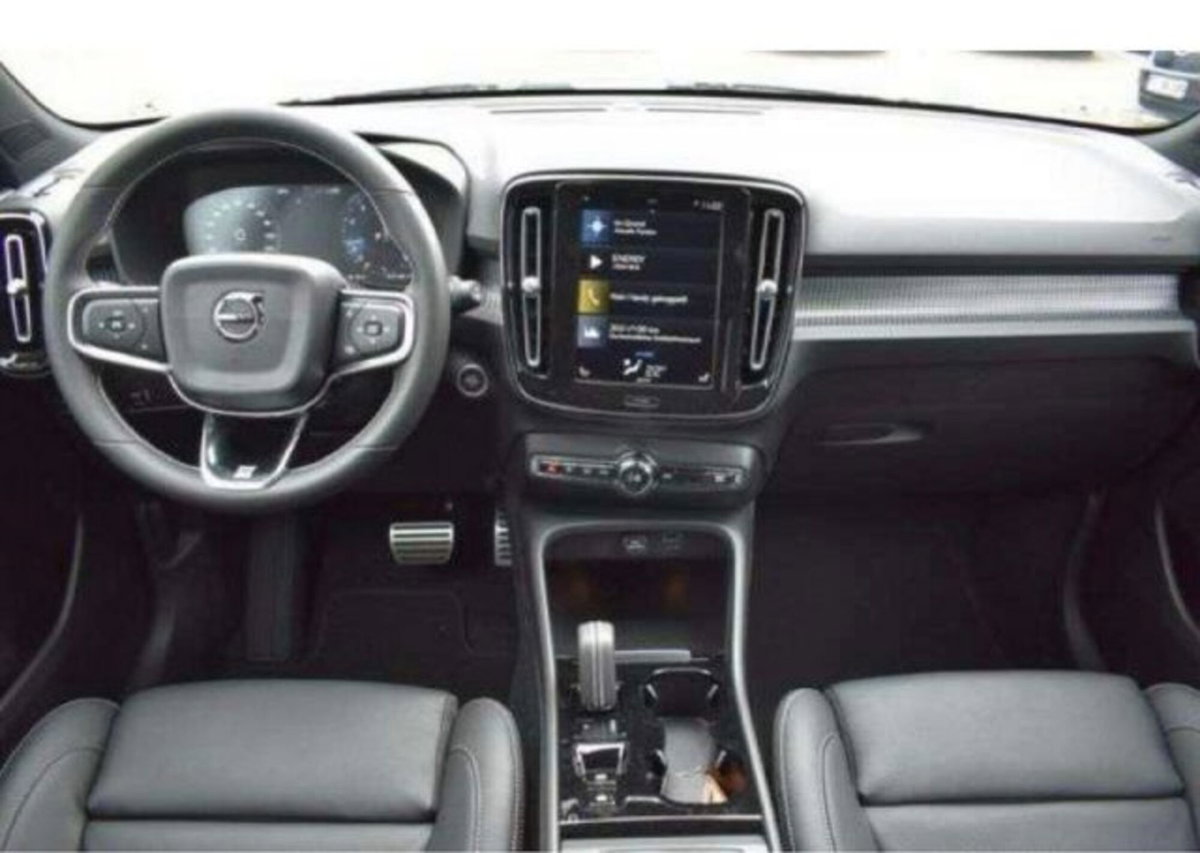Volvo XC40 D3 Geartronic R-design (6)