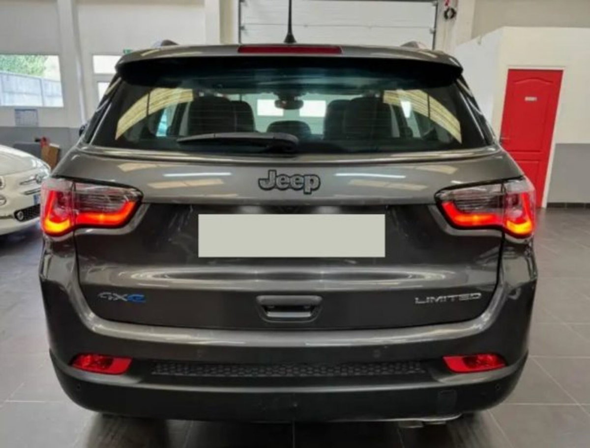 Jeep Compass 1.3 T4 190CV PHEV AT6 4xe Limited (3)