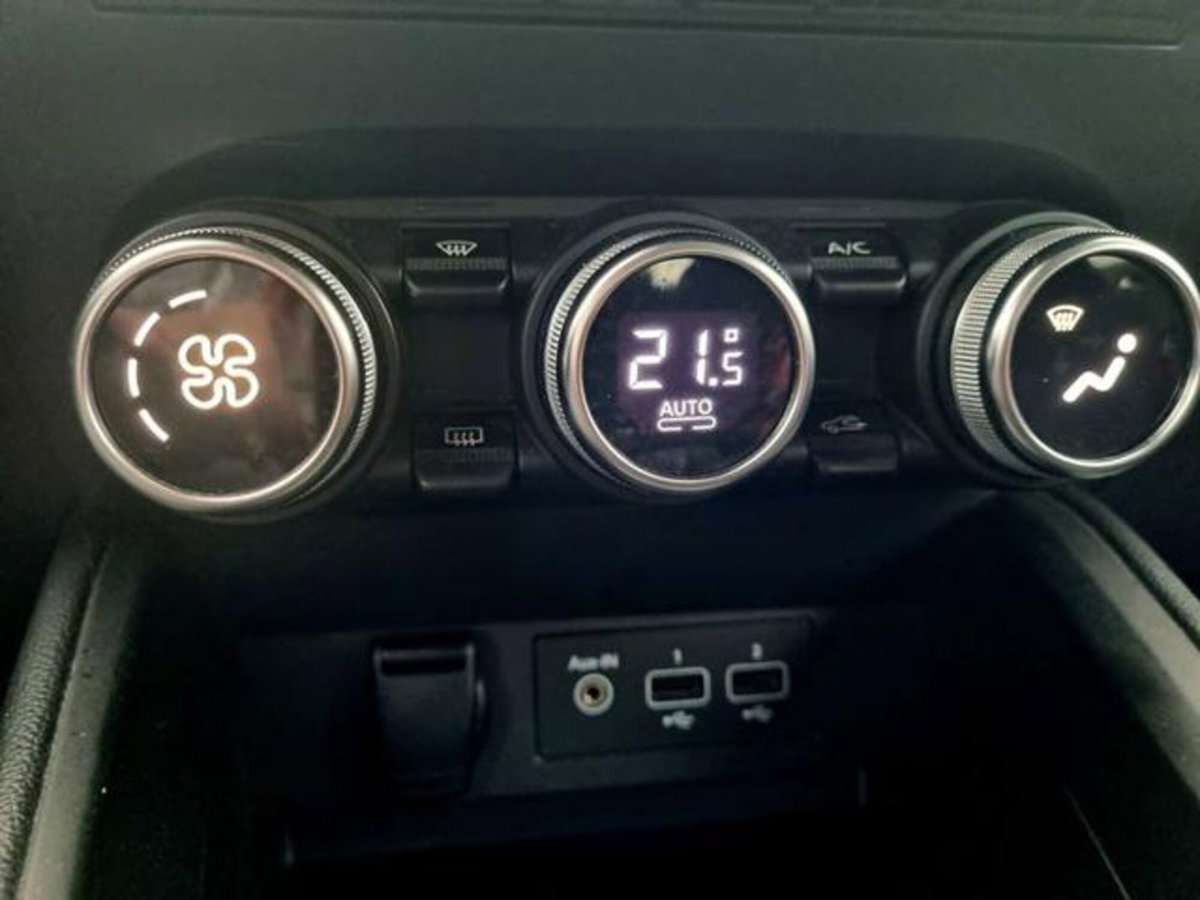 Renault Clio TCe 90 CV 5 porte Zen (14)