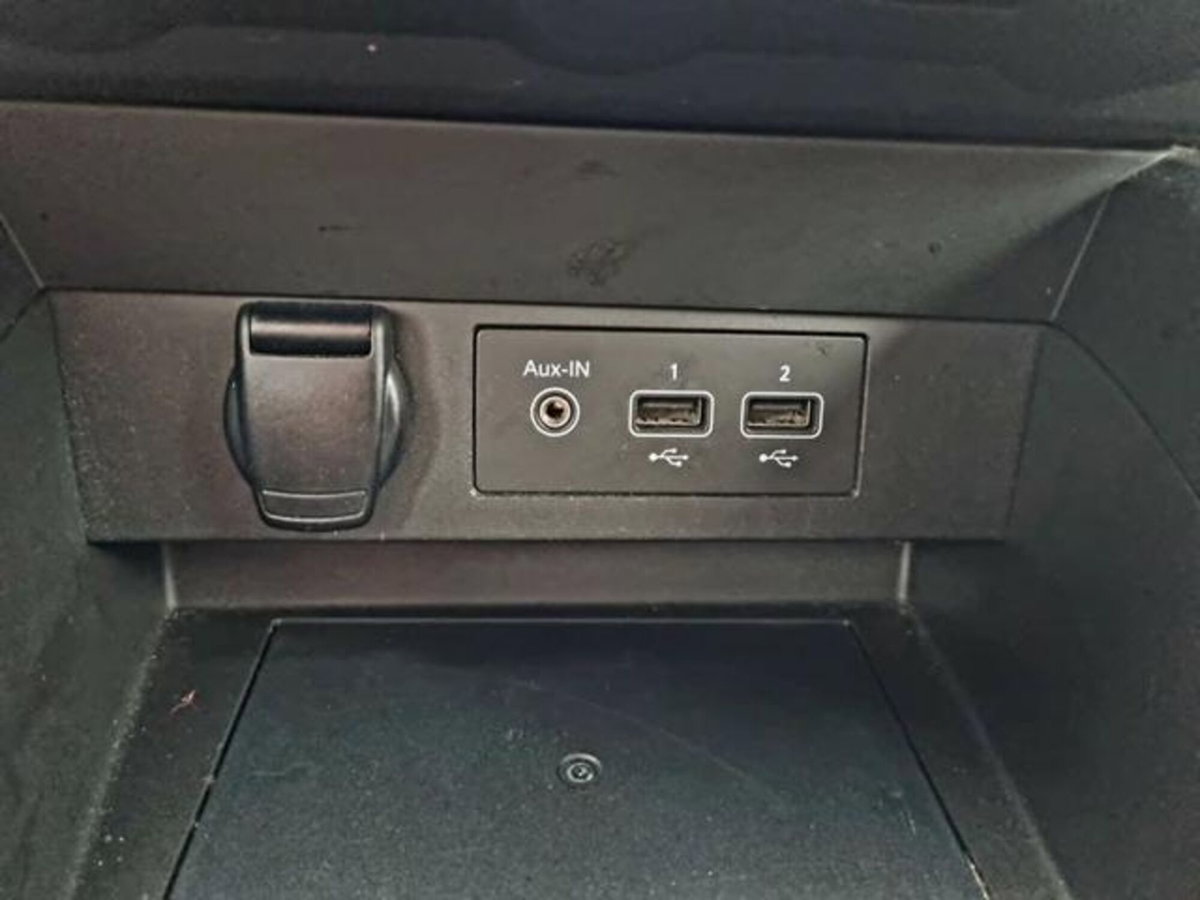 Renault Clio TCe 90 CV 5 porte Zen (15)