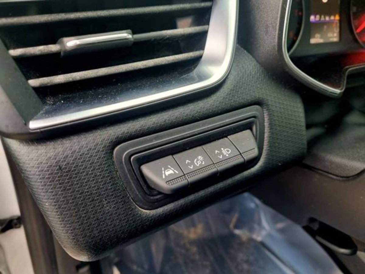 Renault Clio TCe 90 CV 5 porte Zen (16)