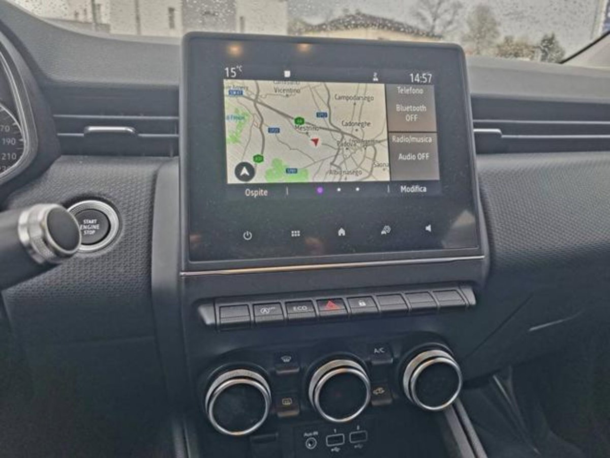 Renault Clio TCe 90 CV 5 porte Zen (6)
