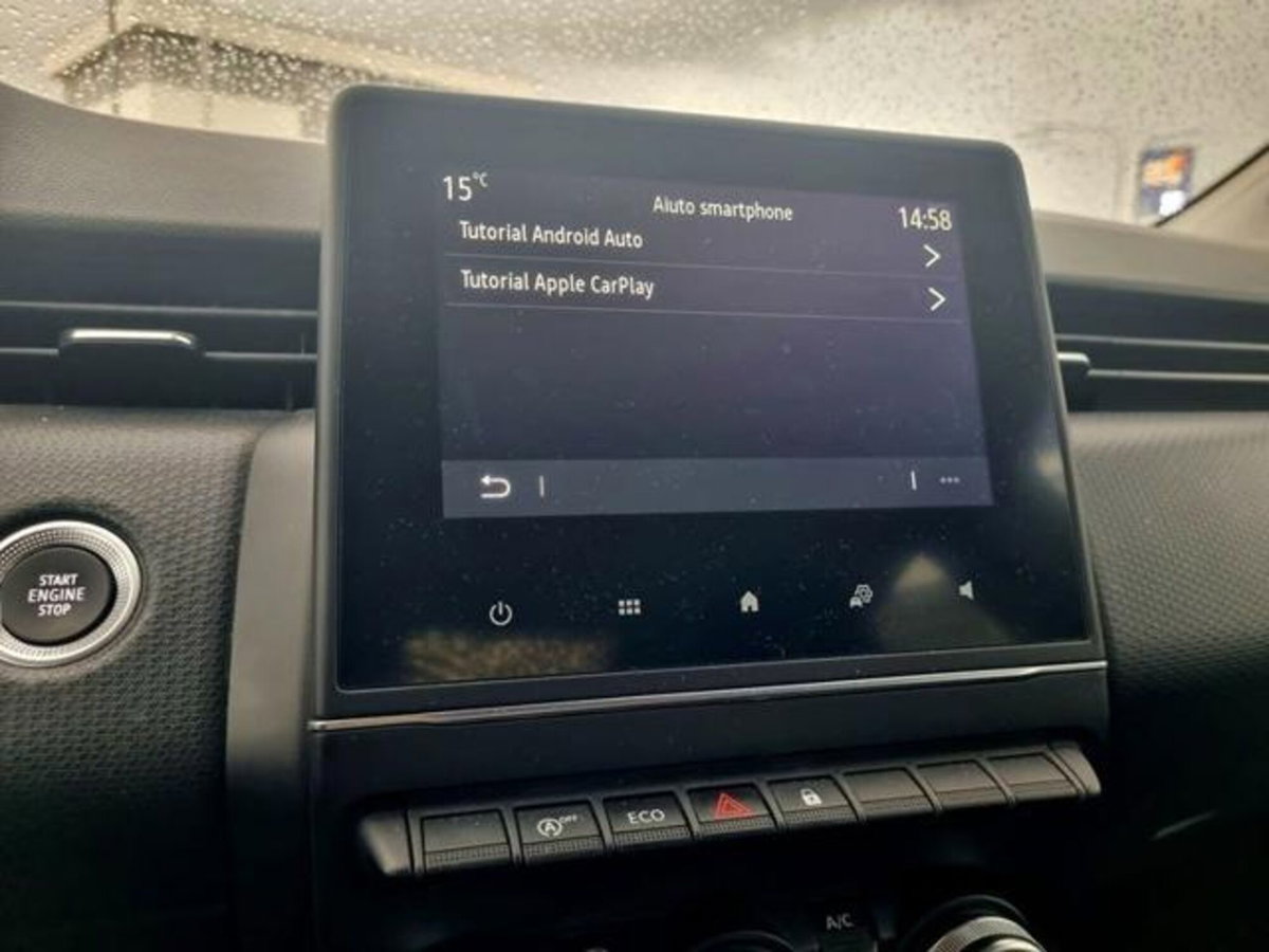Renault Clio TCe 90 CV 5 porte Zen (8)