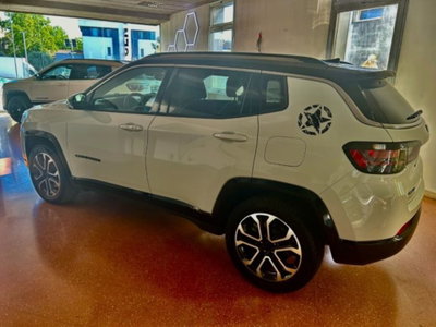 Jeep Compass 1.3 T4 190CV PHEV AT6 4xe Limited (2)