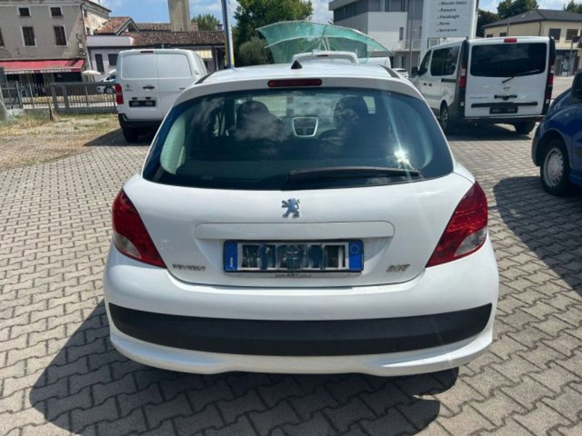 Peugeot 207 8V 75CV 5p. X Line (4)
