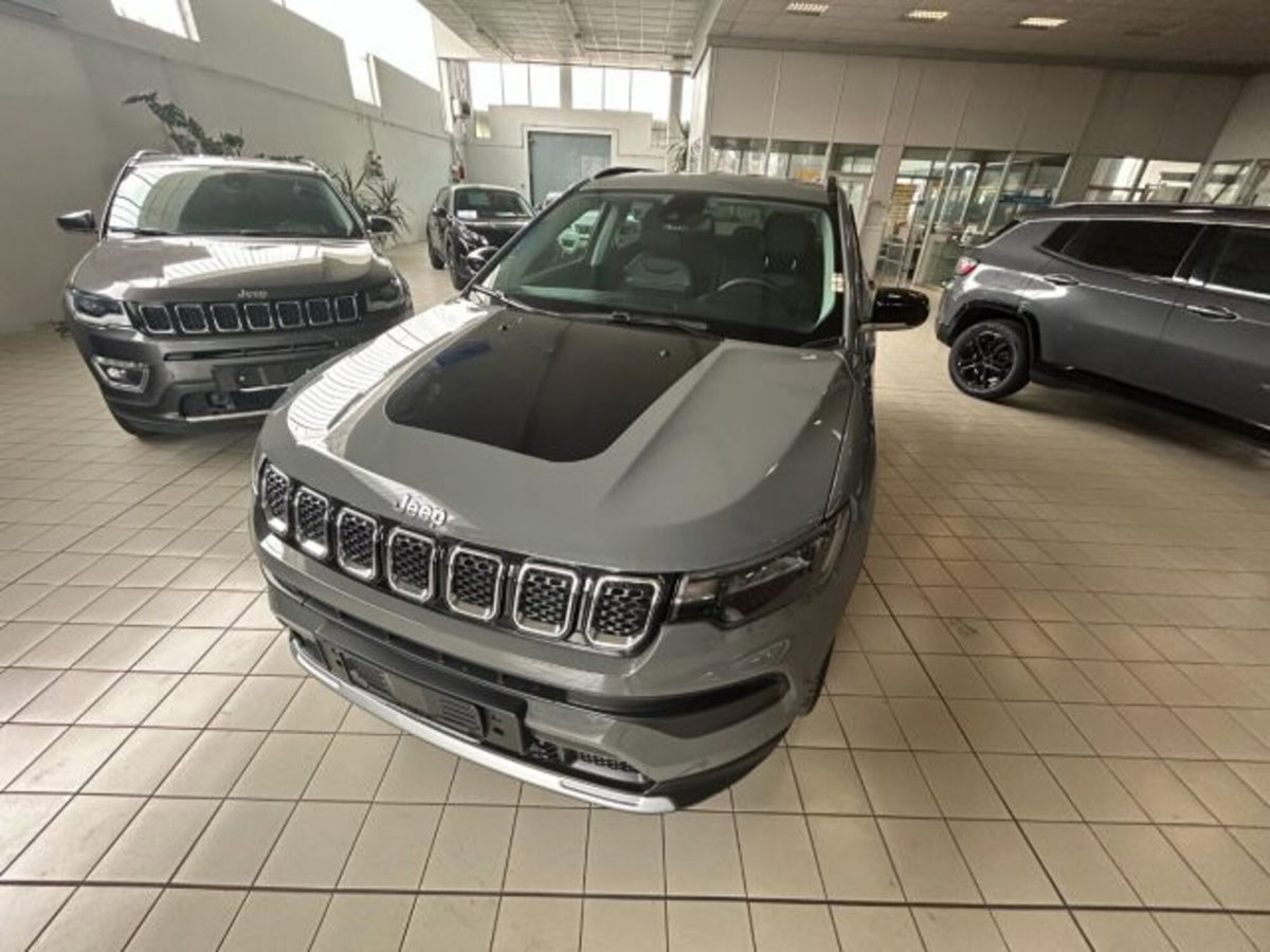 Jeep Compass 1.3 T4 190CV PHEV AT6 4xe Limited (12)