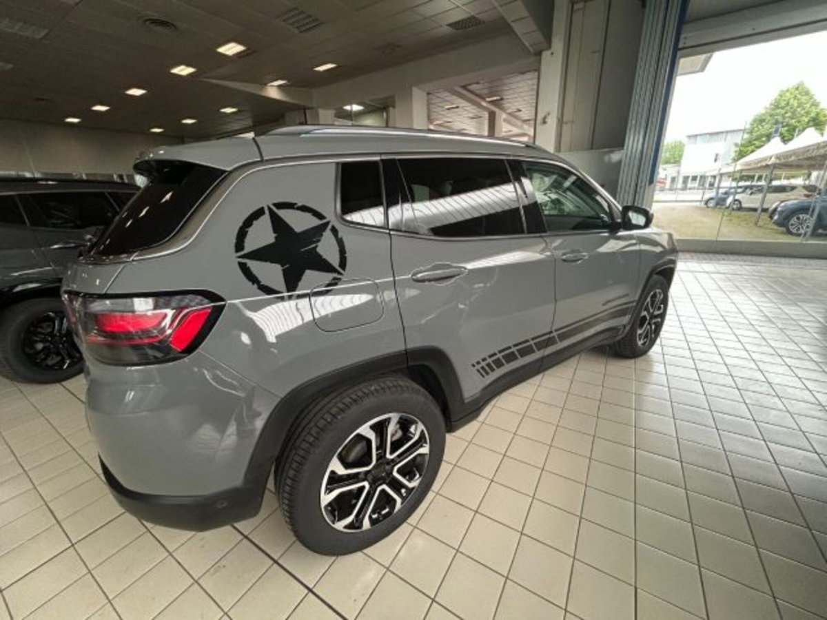 Jeep Compass 1.3 T4 190CV PHEV AT6 4xe Limited (3)