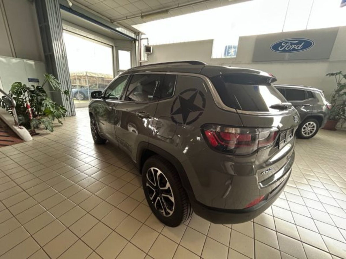 Jeep Compass 1.3 T4 190CV PHEV AT6 4xe Limited (6)