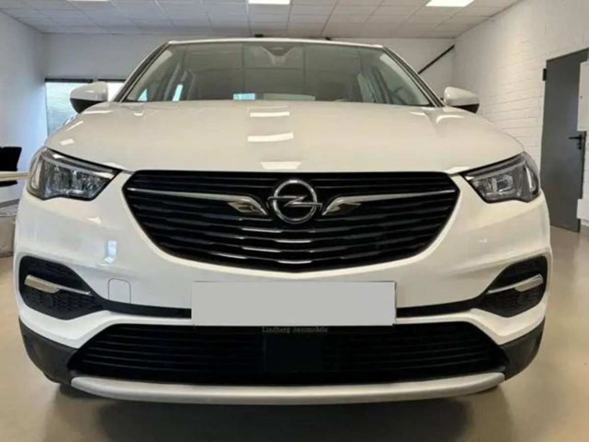 Opel Grandland X 1.6 Hybrid Plug-in aut. FWD (2)
