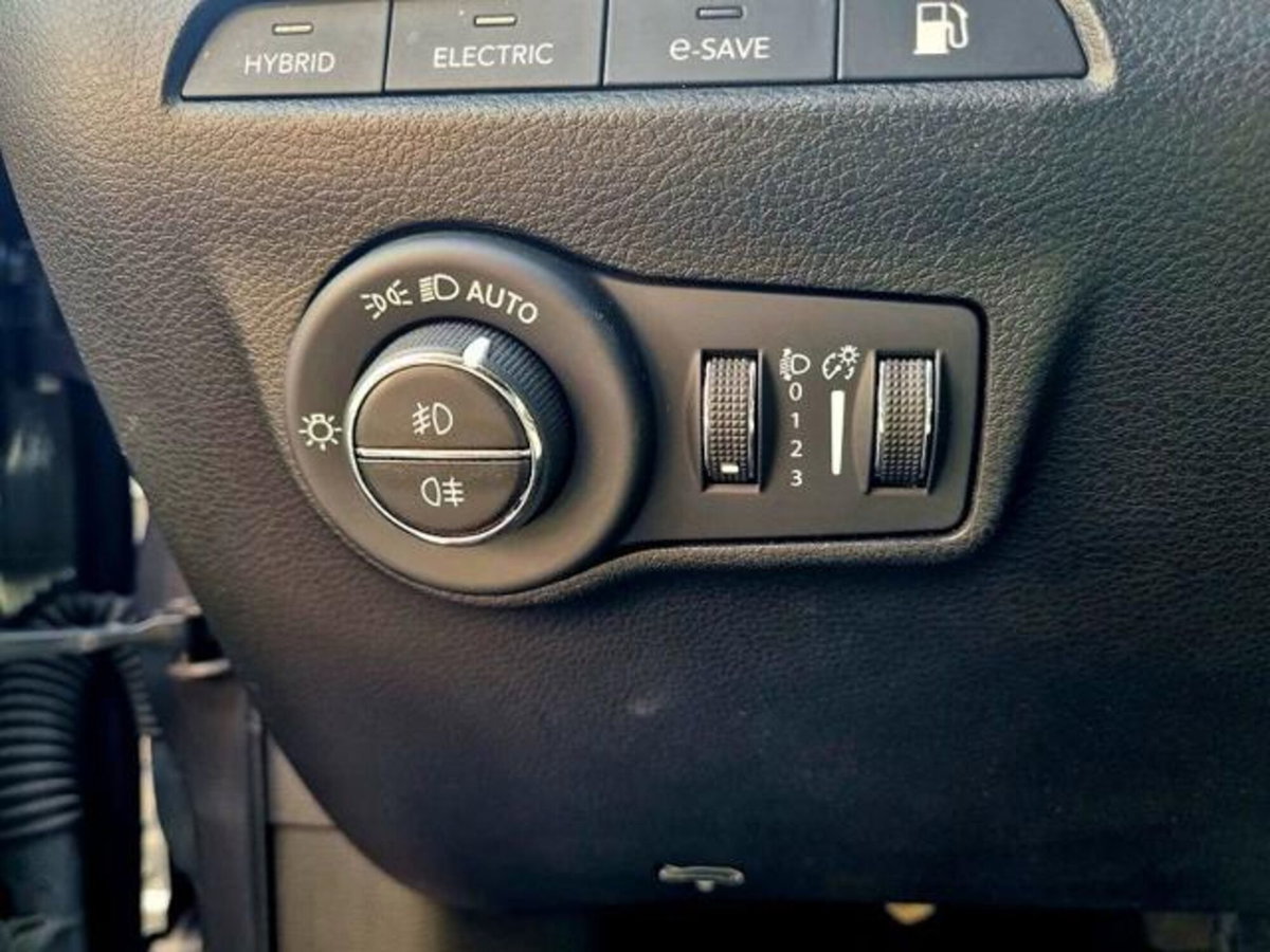 Jeep Compass 1.3 T4 190CV PHEV AT6 4xe Limited (10)