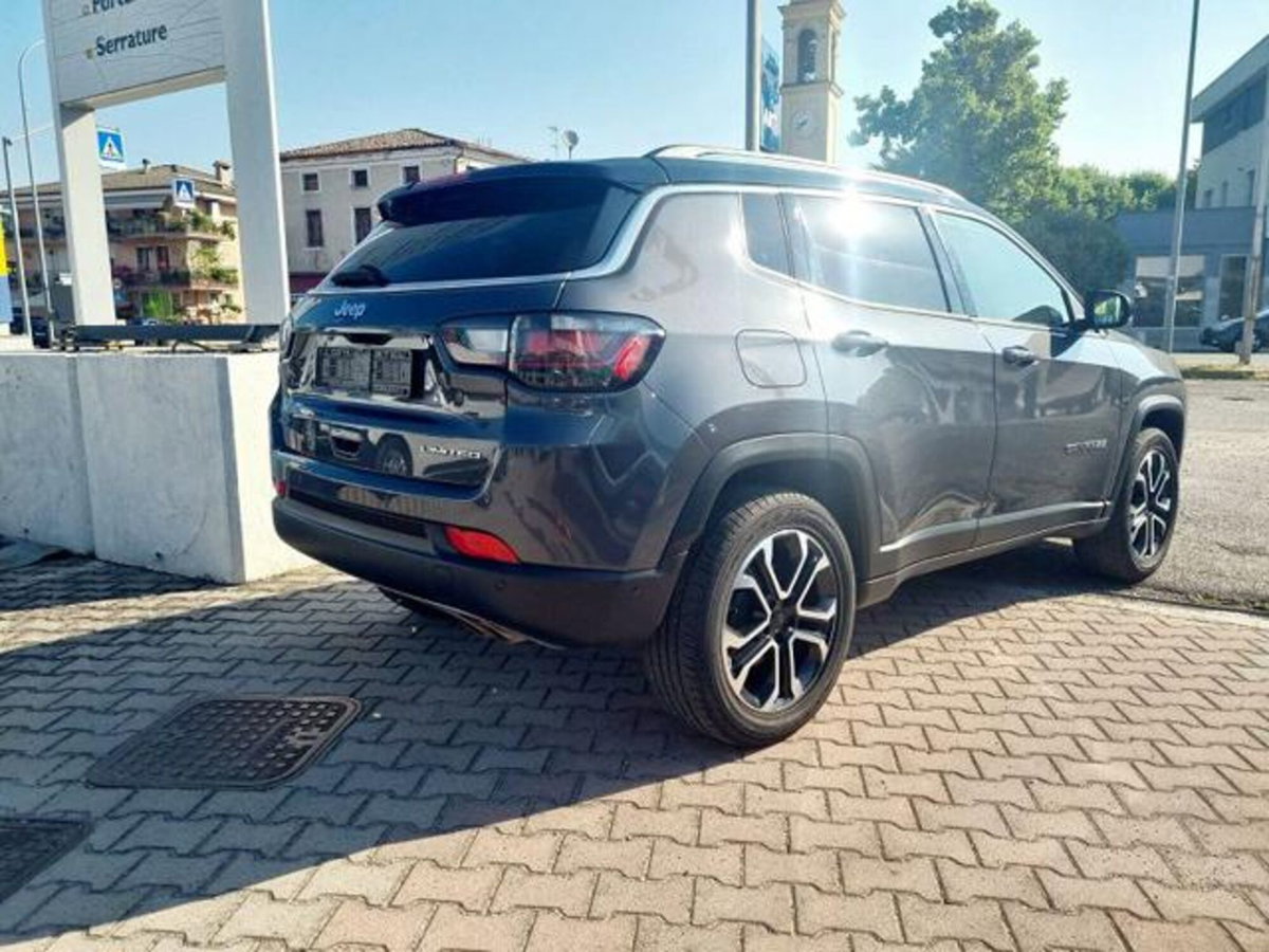 Jeep Compass 1.3 T4 190CV PHEV AT6 4xe Limited (4)
