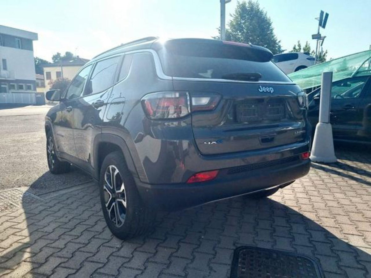 Jeep Compass 1.3 T4 190CV PHEV AT6 4xe Limited (6)
