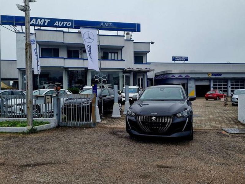 Peugeot 208 PureTech 100 Stop&Start EAT8 5 porte Allure Navi Pack